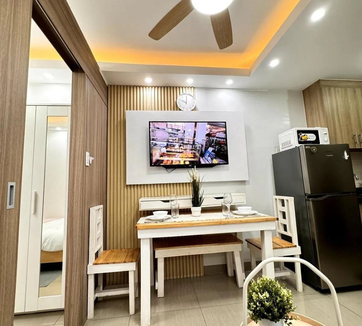Apartment Lotus' Suite Manila