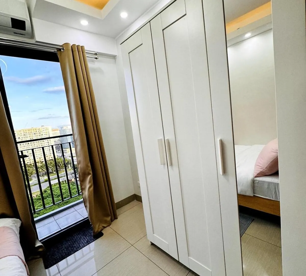 Lotus' Suite Manila